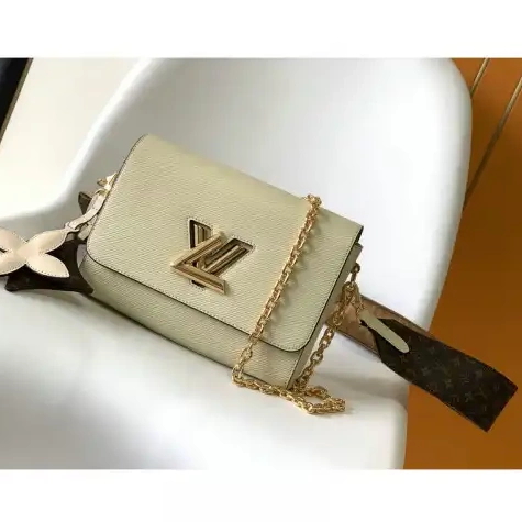 2204DJ0046 Bag LV 0606